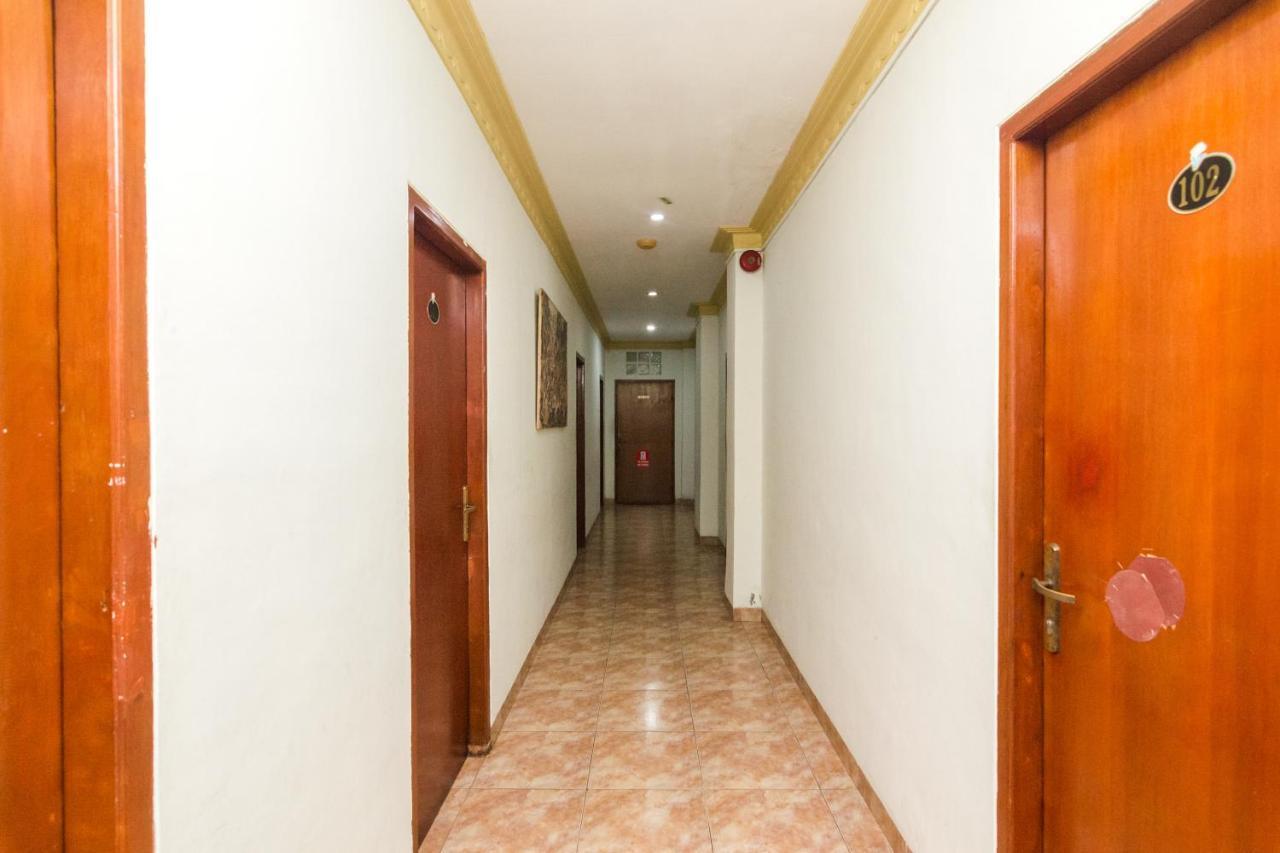 Oyo 2422 Rama Hotel Nagoya Bagian luar foto