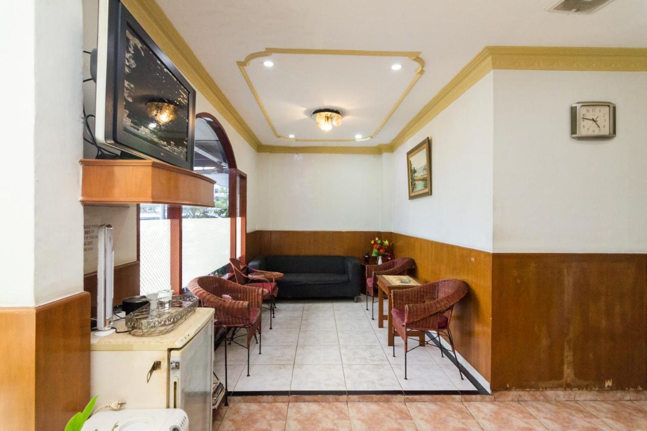 Oyo 2422 Rama Hotel Nagoya Bagian luar foto